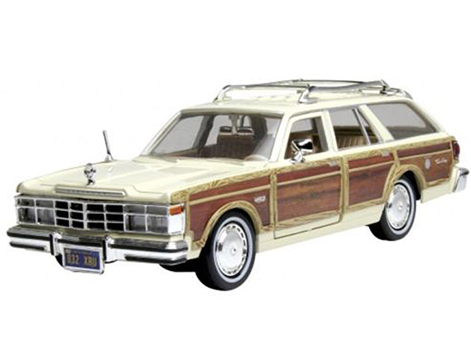 1979 Chrysler Lebaron Town & Country Cream 1/24 Diecast Model Car by Motormax thumbnail 2