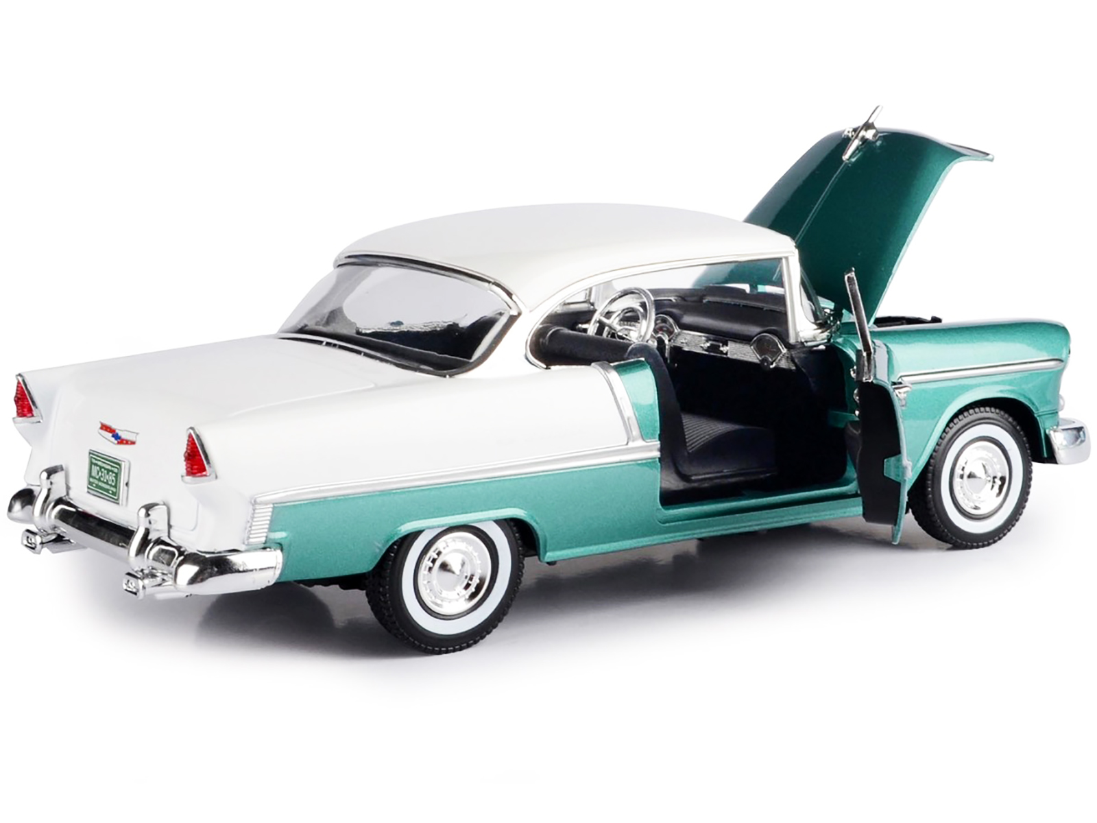 1955 Chevrolet Bel Air Hard Top Green Metallic and White 1/18 Diecast Model Car by Motormax thumbnail 3