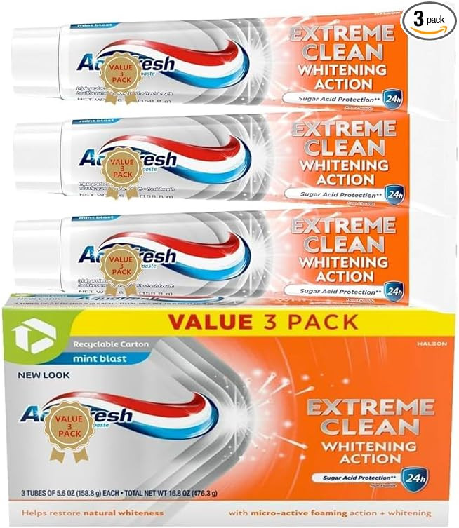 Aqua Fresh Extreme Clean Whitening Action Fluoride Toothpaste, Mint Blast, 5.6 oz (Pack of 3)