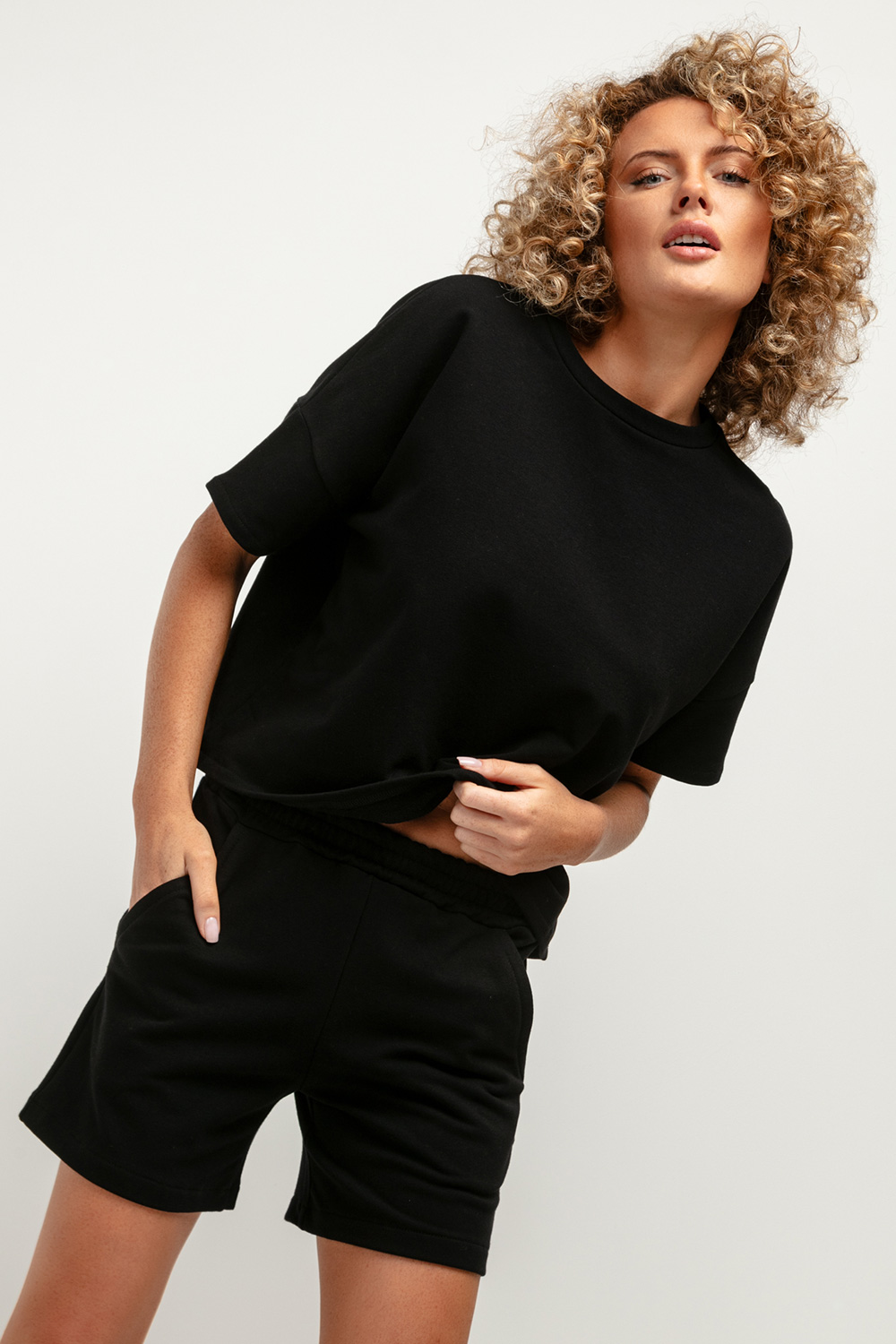 Blouse model 183170 Tessita