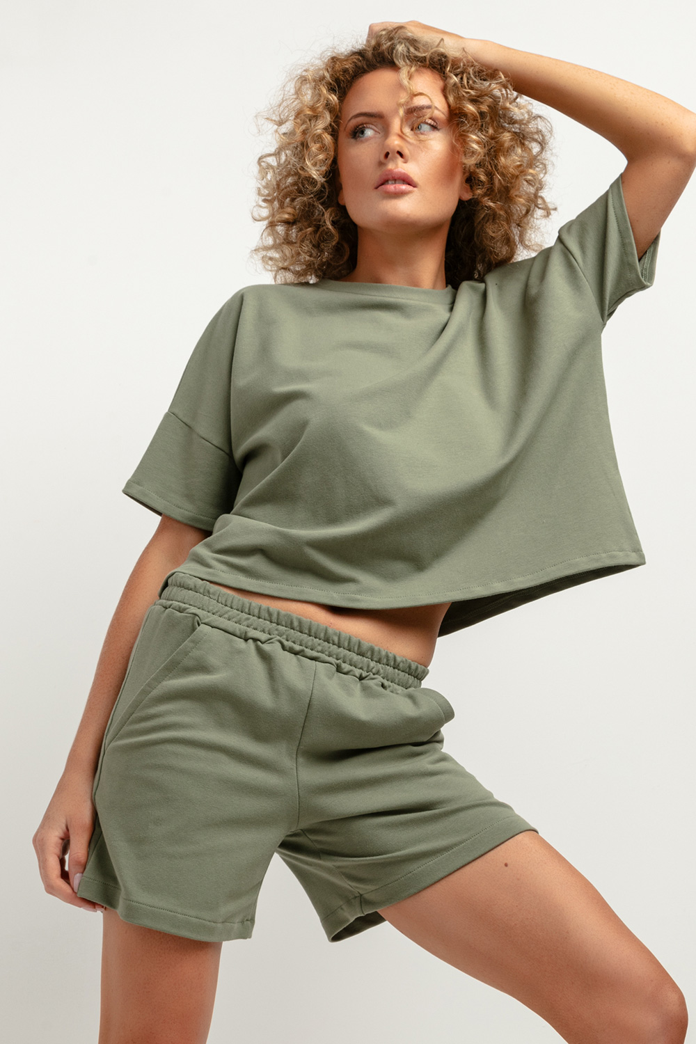 Shorts model 183179 Tessita