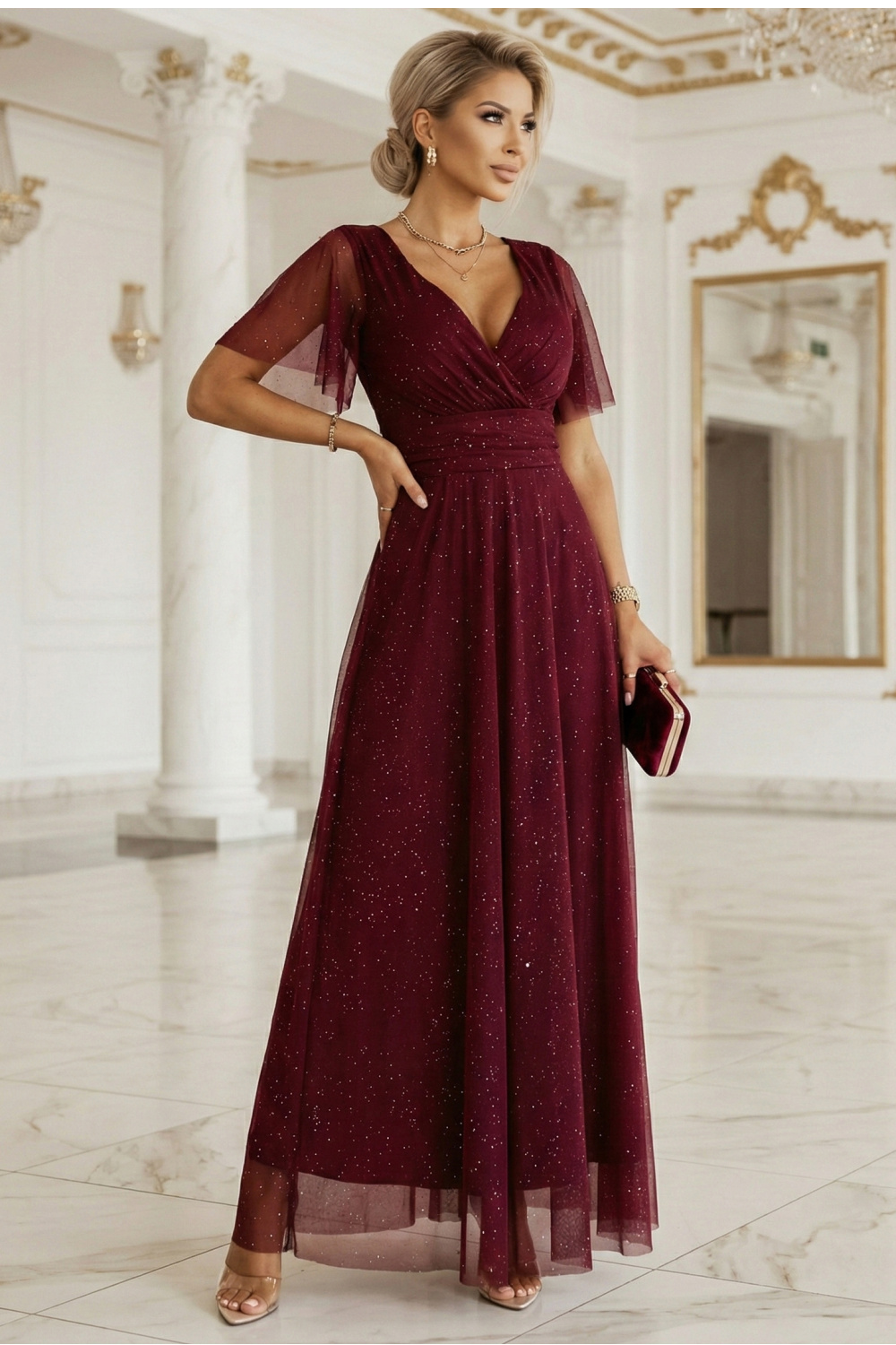 Long dress model 222139 Numoco