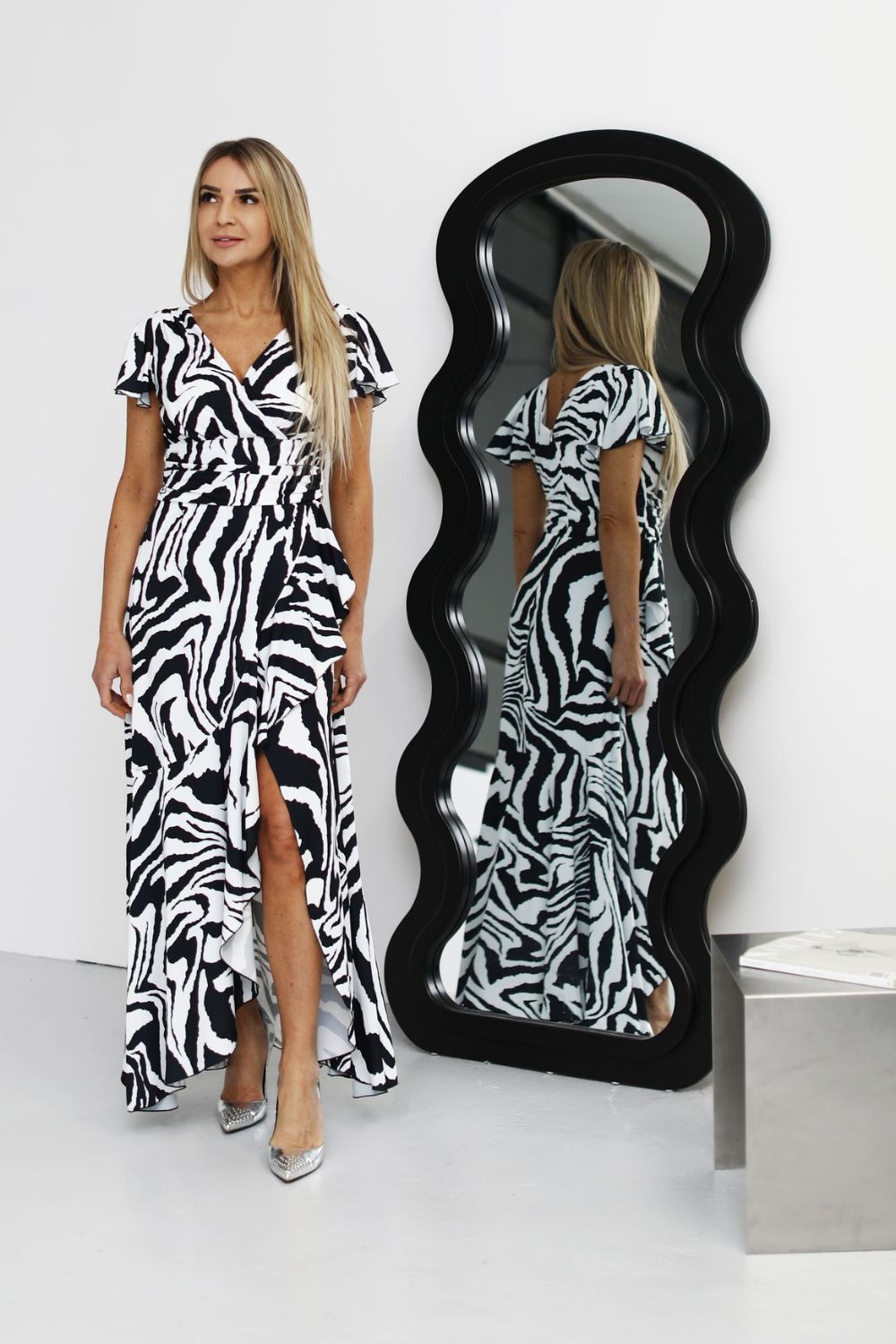 Long dress model 209671 Jersa