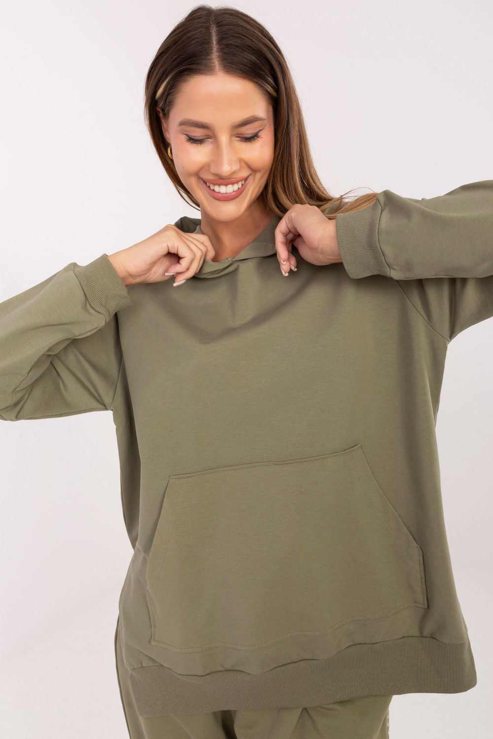 Sweatshirt model 218620 Relevance