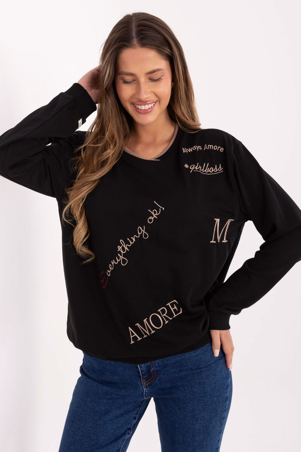 Sweatshirt model 220413 Relevance