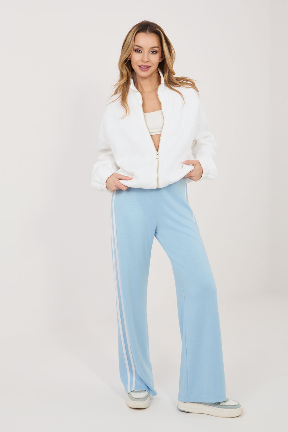 Tracksuit trousers model 226157 Relevance