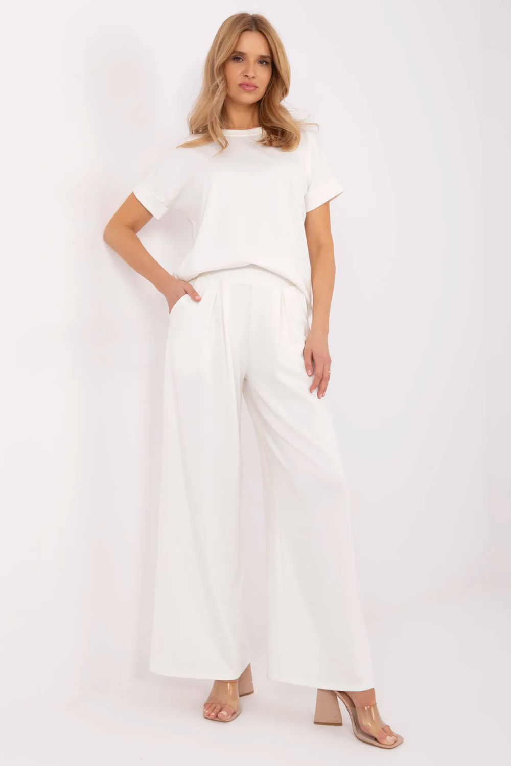 Tracksuit trousers model 209837 Relevance