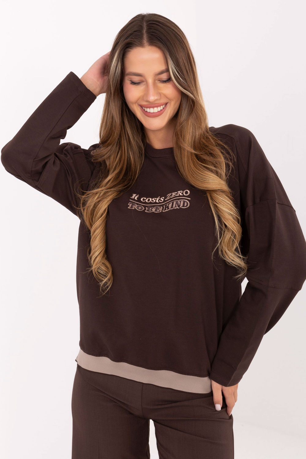 Sweatshirt model 219439 Relevance