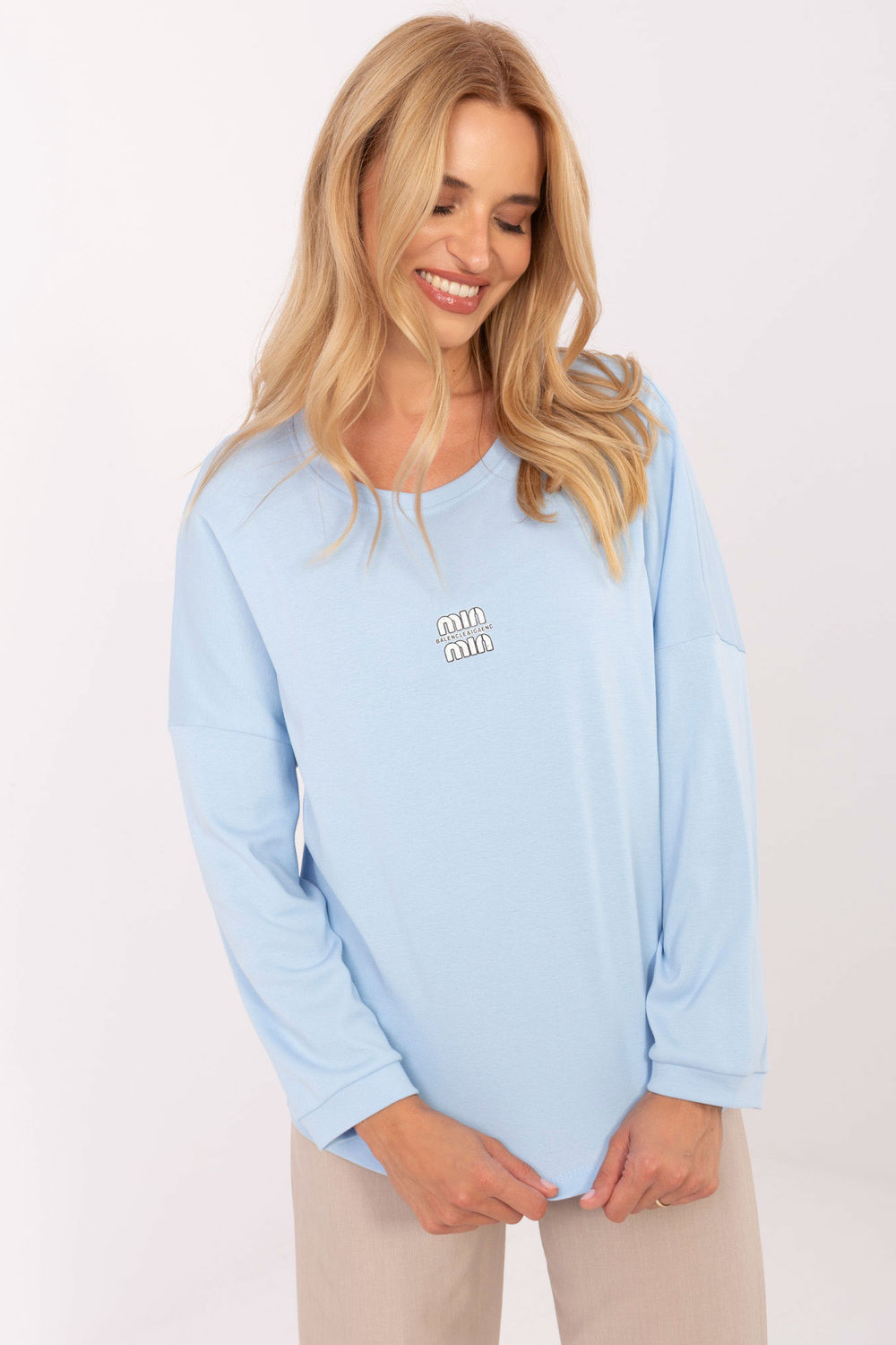 Blouse model 217045 Relevance