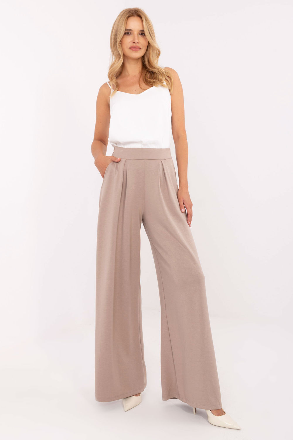 Tracksuit trousers model 217048 Relevance