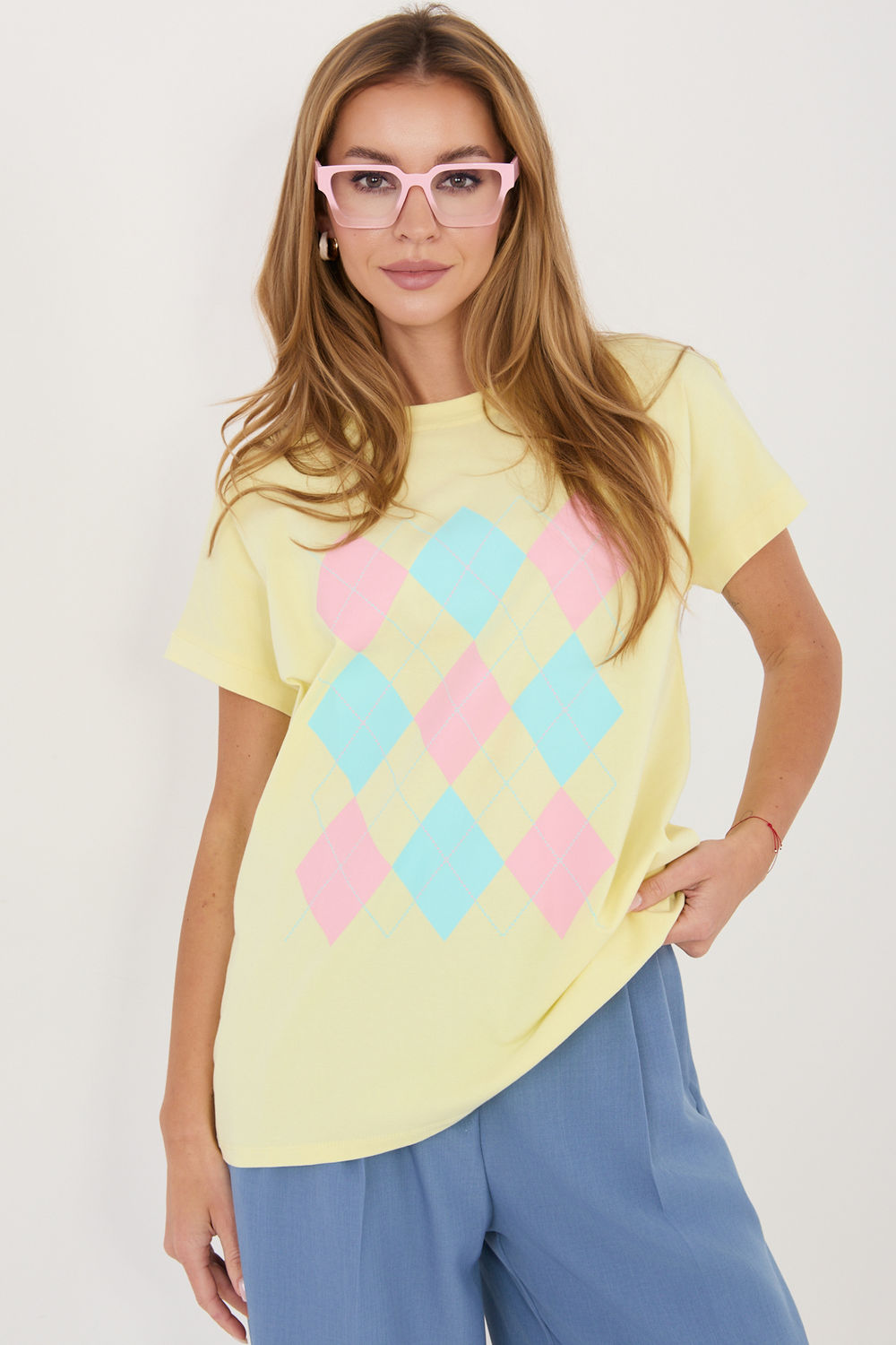 Blouse model 227309 Relevance