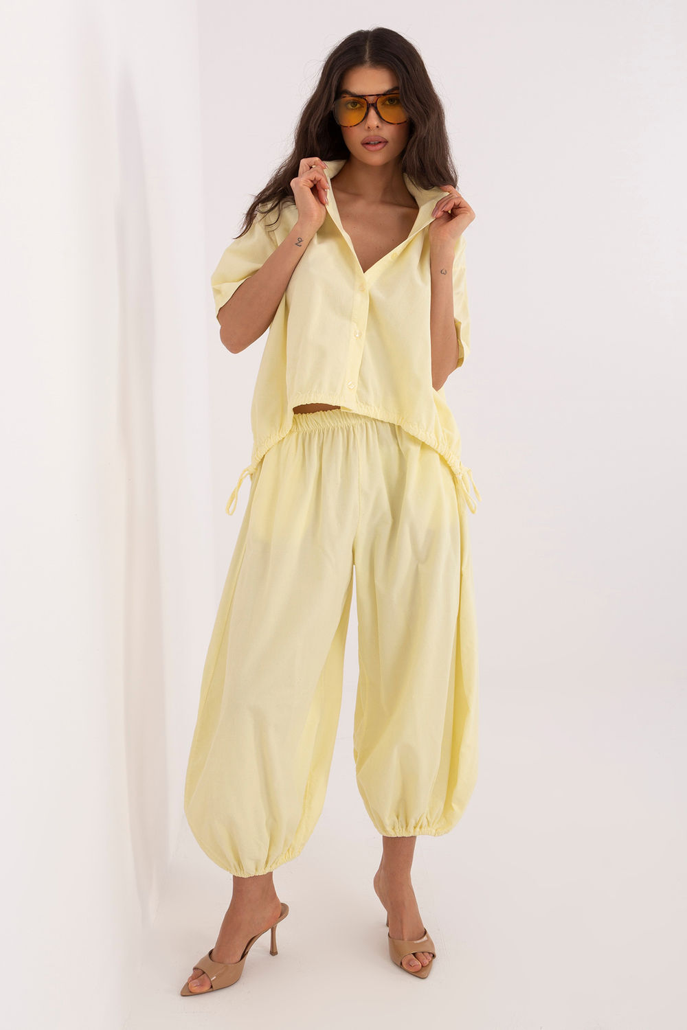 corduroy trousers model 226226 Italy Moda