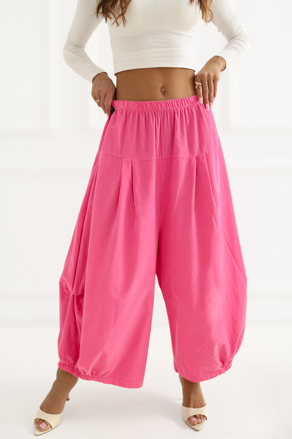 corduroy trousers model 226451 Italy Moda