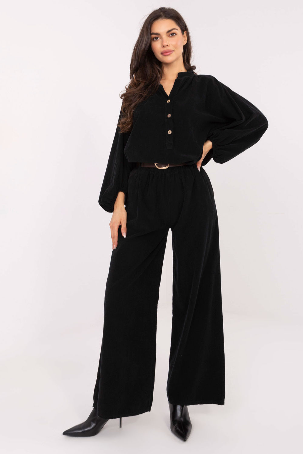 corduroy trousers model 220280 Italy Moda