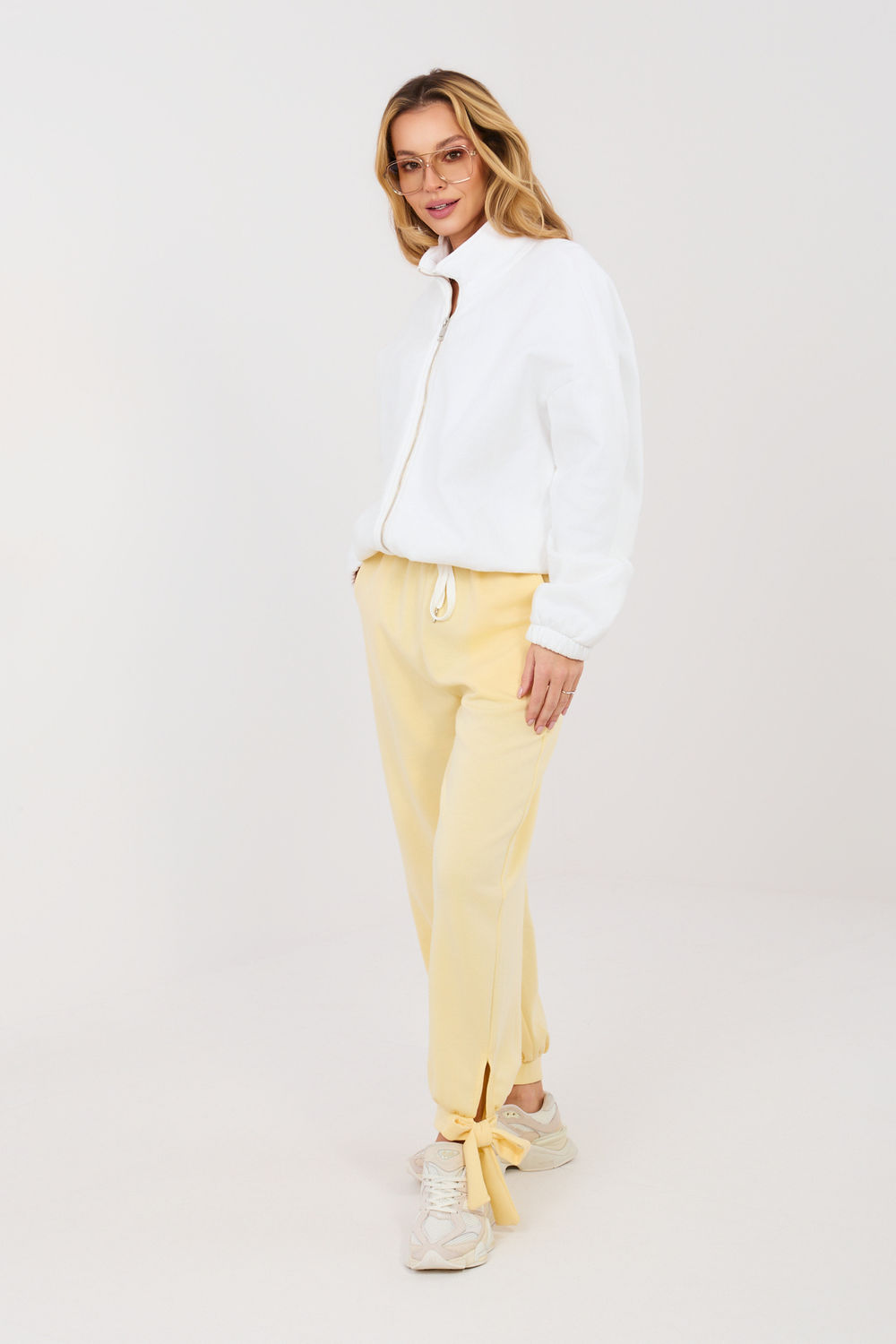 Tracksuit trousers model 223471 Italy Moda