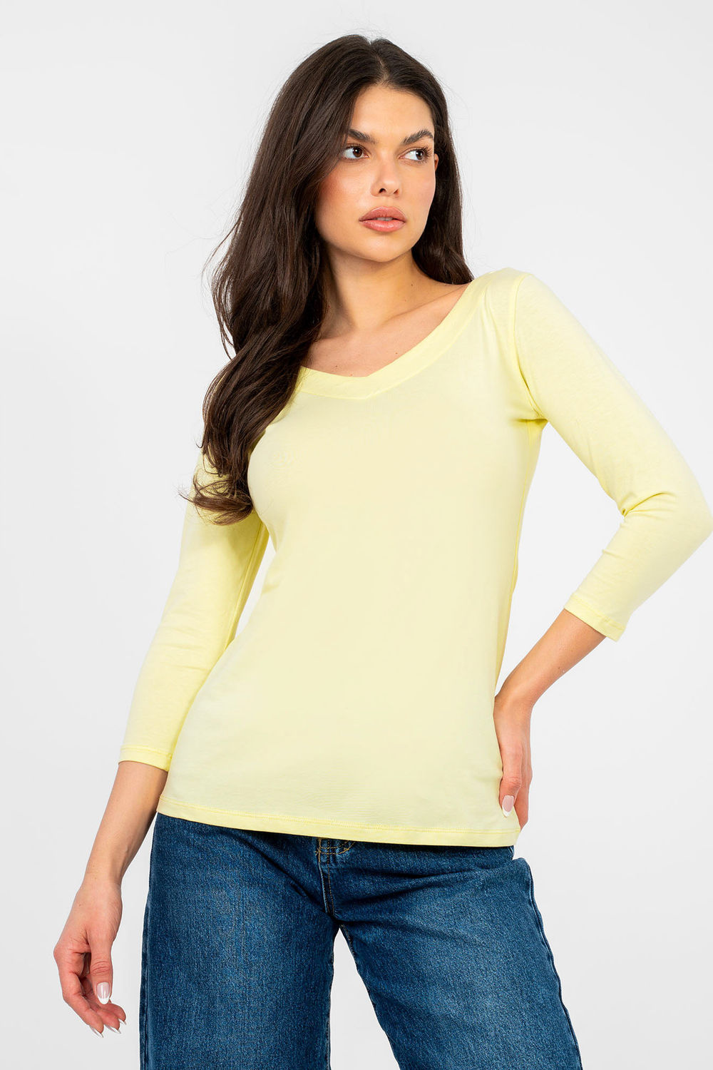 Blouse model 224753 Rue Paris
