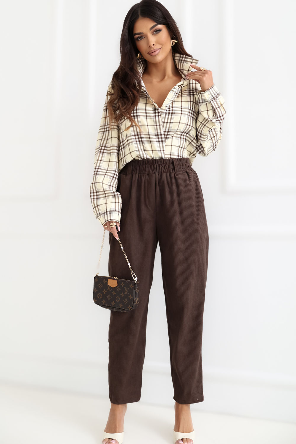 corduroy trousers model 226966 Rue Paris