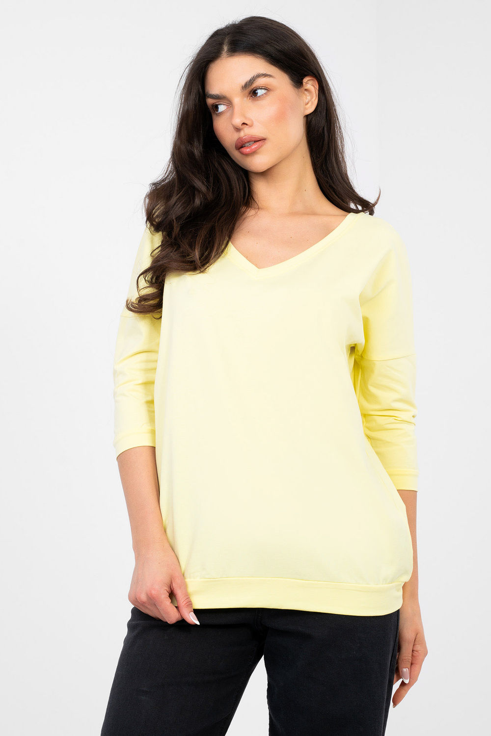 Blouse model 224654 Rue Paris