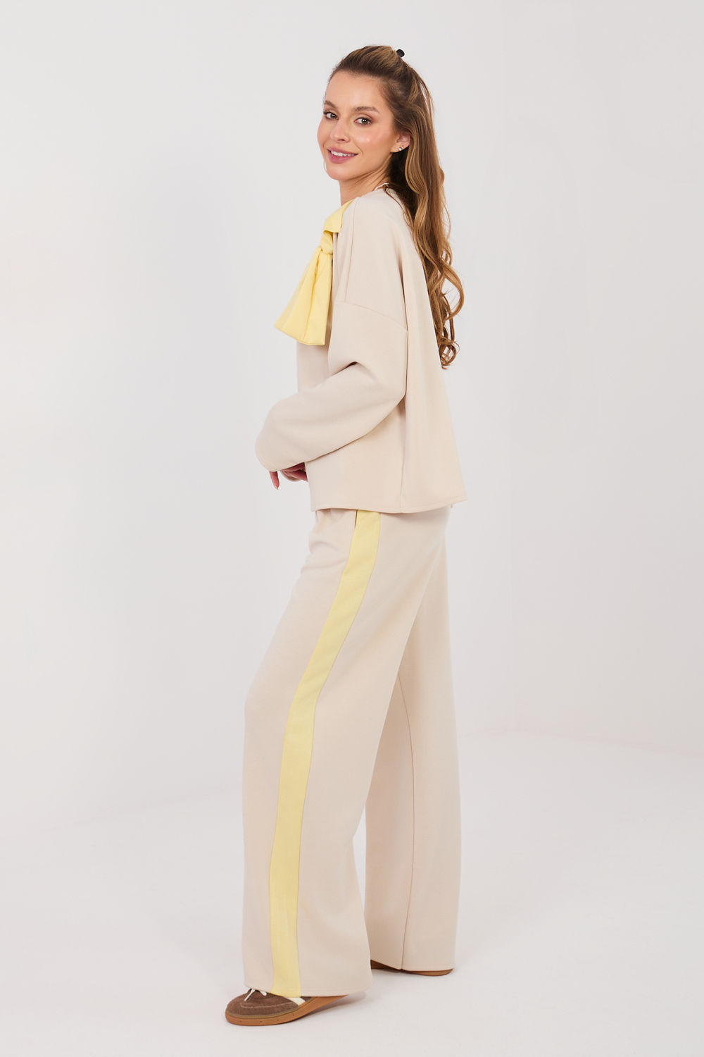 Set model 224800 Rue Paris
