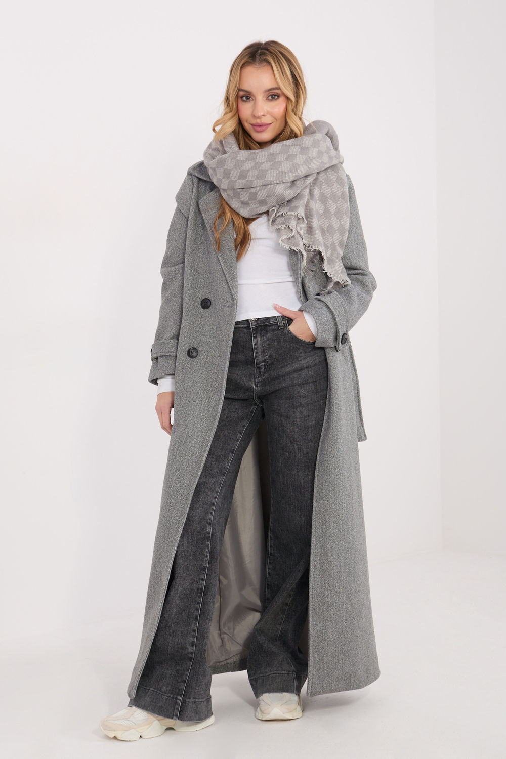 Shawl model 222303 AT