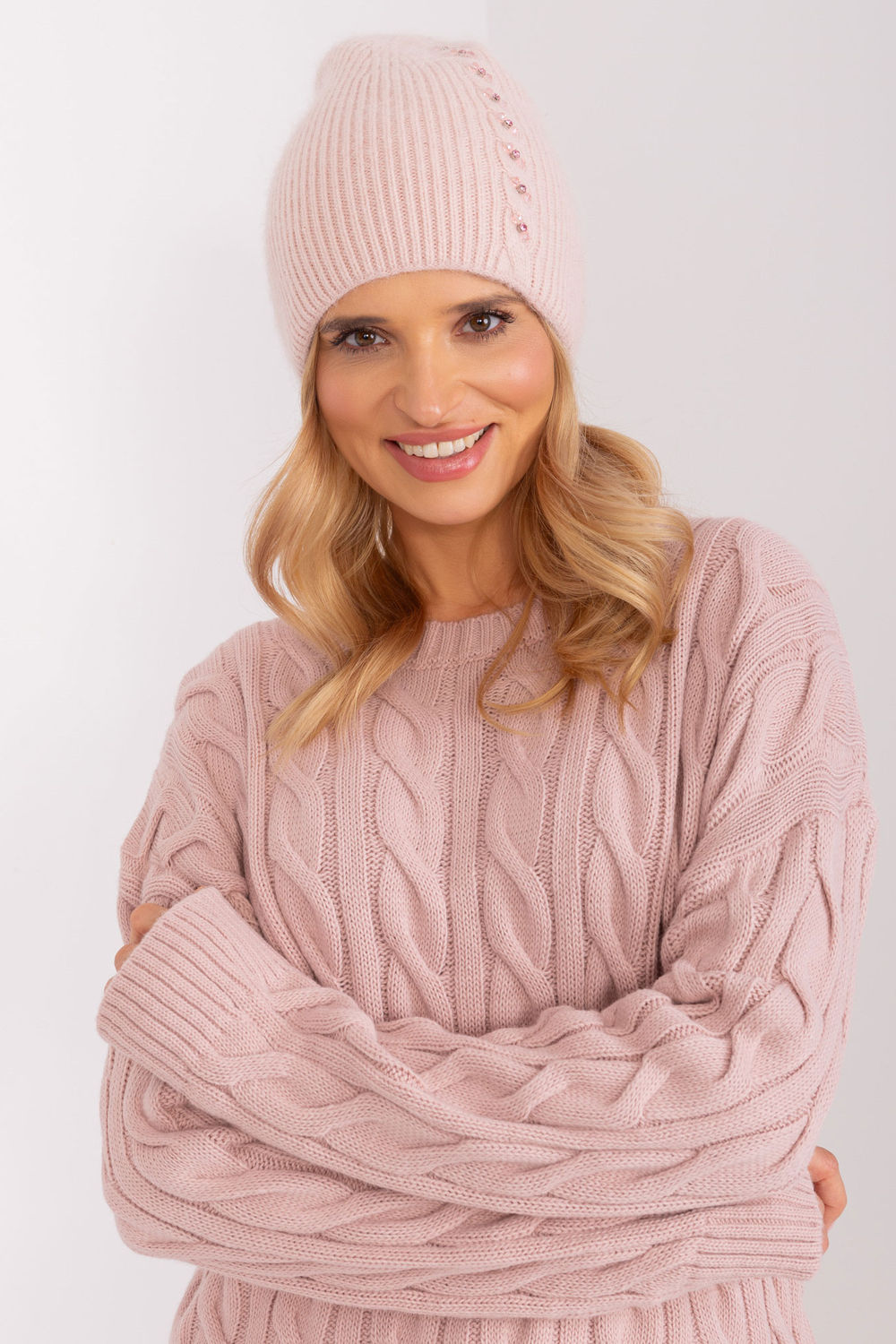 Cap model 208253 AT