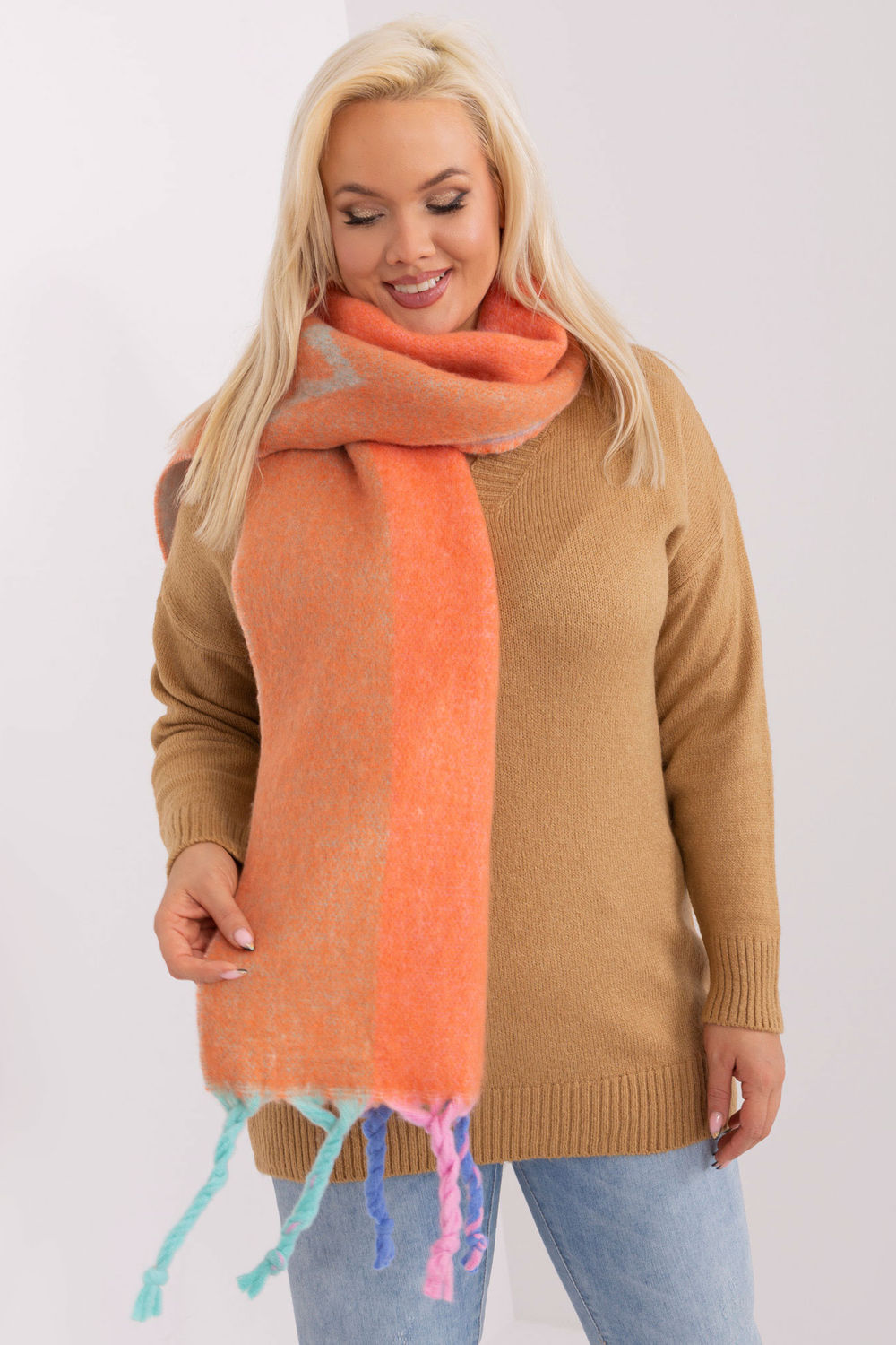 Shawl model 190544 AT
