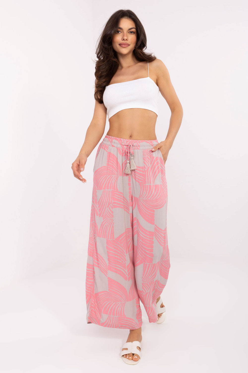 Women trousers model 215116 Sublevel