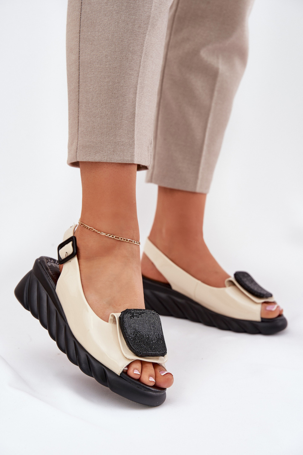 Buskin model 213003 Step in style