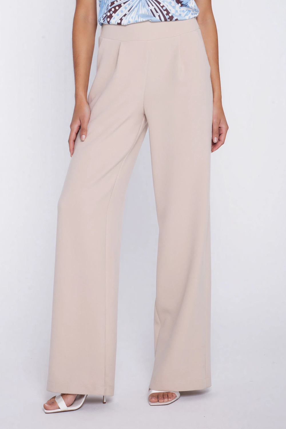 Women trousers model 225826 Nife