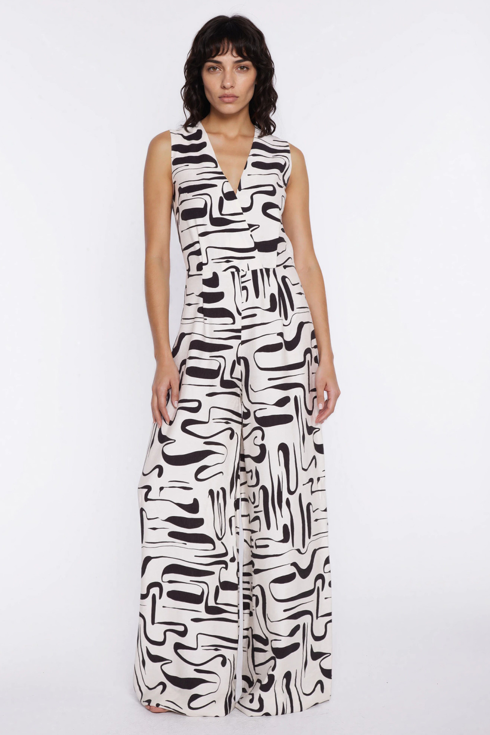 Suit model 228014 Nife