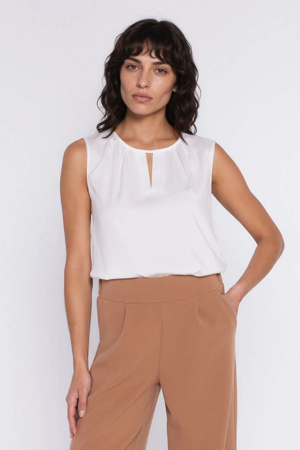 Blouse model 225833 Nife