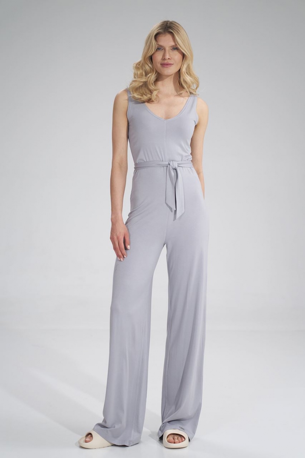 Suit model 155947 Figl