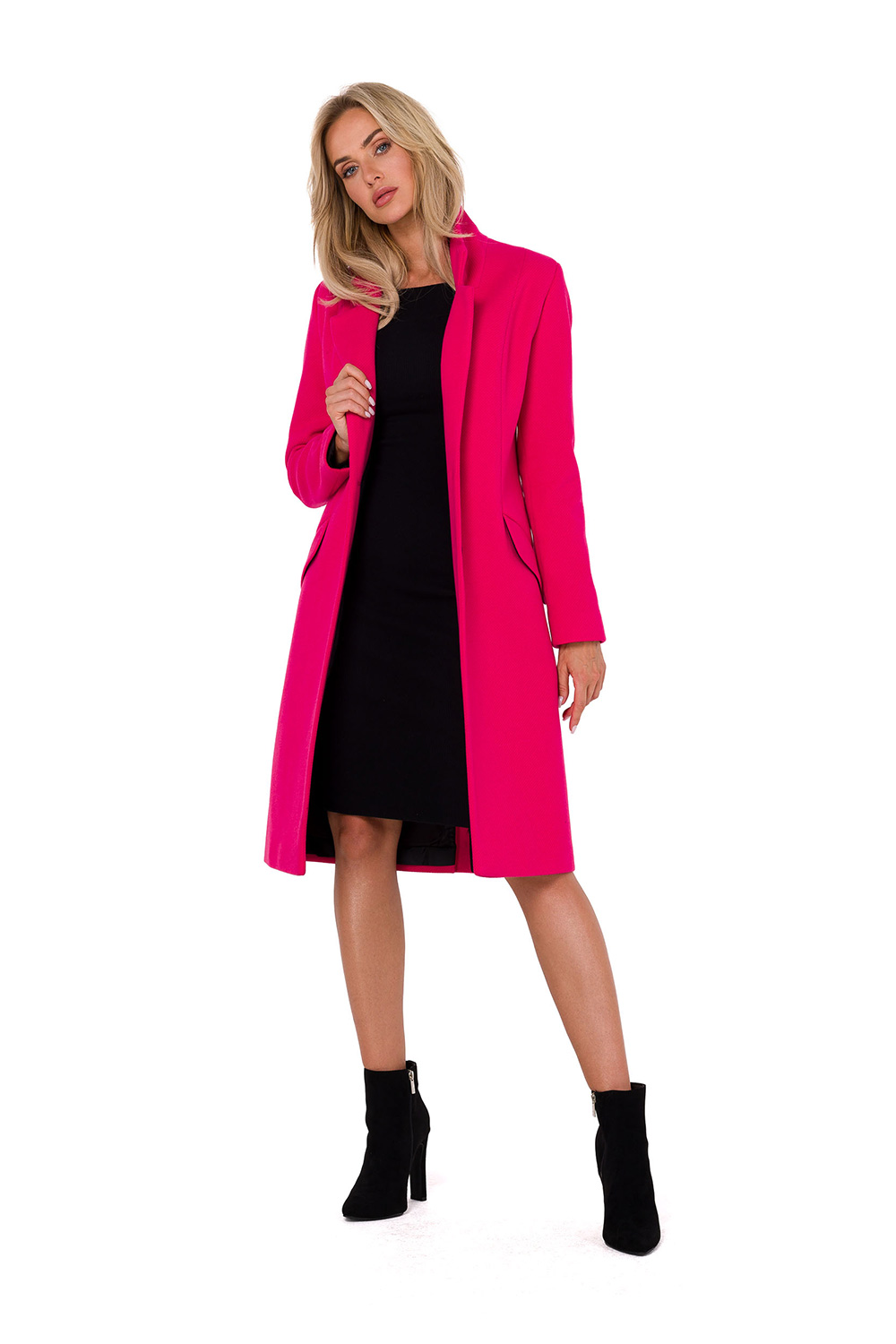 Coat model 184728 Moe