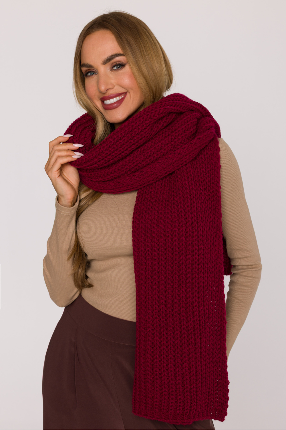 Shawl model 219552 Moe