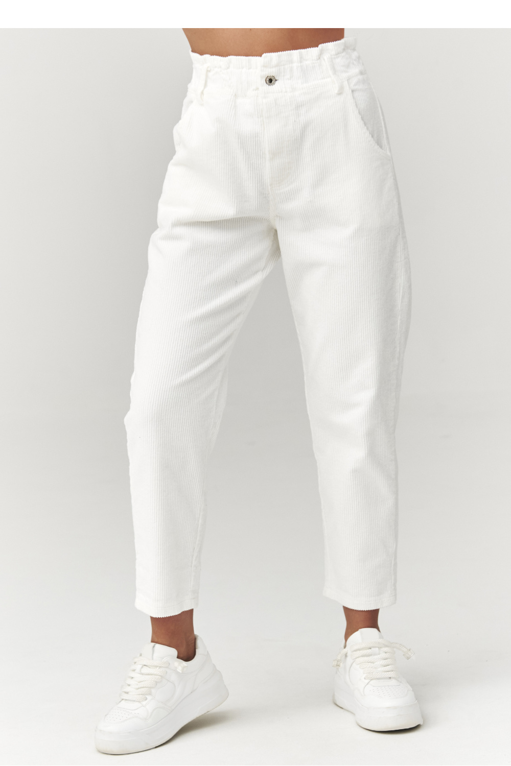 corduroy trousers model 223242 Makadamia