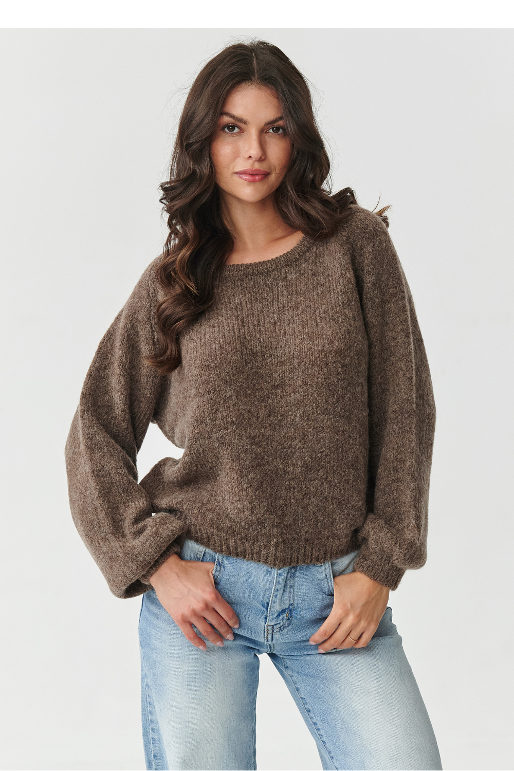 Jumper model 217388 Makadamia