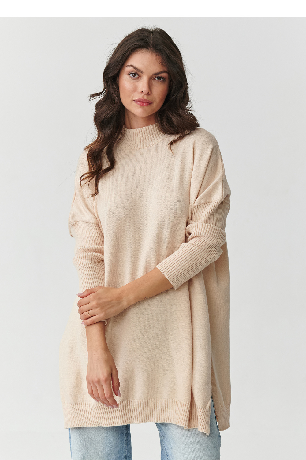 Jumper model 217401 Makadamia