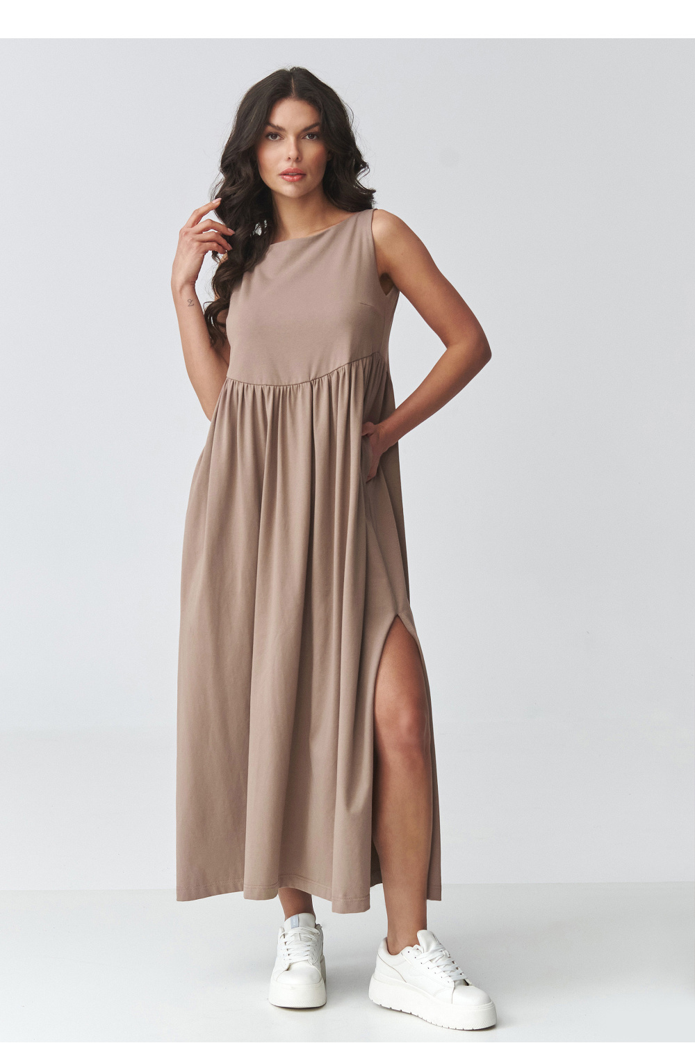 Daydress model 225637 Makadamia