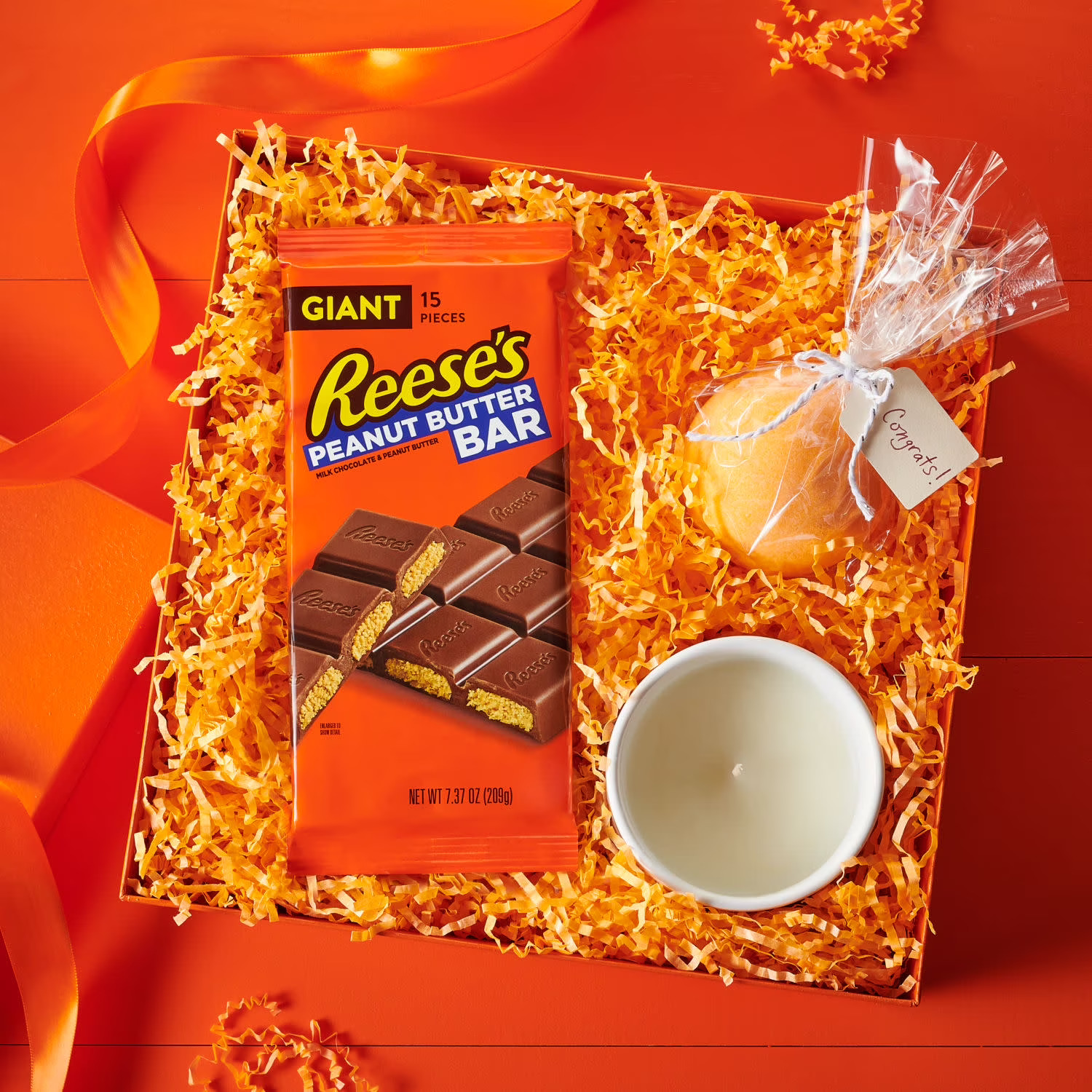 Reese's Chocolate Peanut Butter Creme Giant Candy, Bar 7.37 oz thumbnail 2
