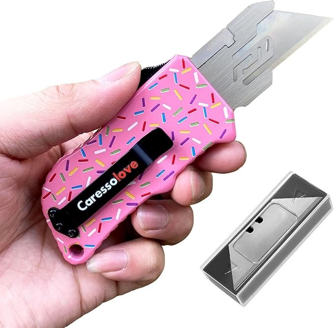 Automatic Utility Knife, Premium Pink Retractable Box Cutter, Cute Aluminum Alloy Heavy Duty Pocket Knife, Safety Replaceable Blade EDC Razor Knives with 5PCS Blades